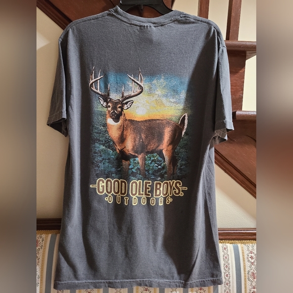 Big Buck gray women/men graphic tee - sizes M, L, XL (Fundraiser ☺️) - Picture 2 of 5